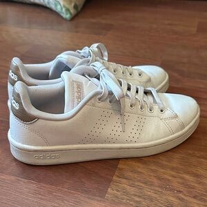 adidas White Low-Top Sneakers with Gold Heel Tab